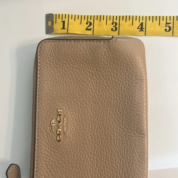 Coach coin purse  wristlet wallet cream tan - Picture 7 of 8